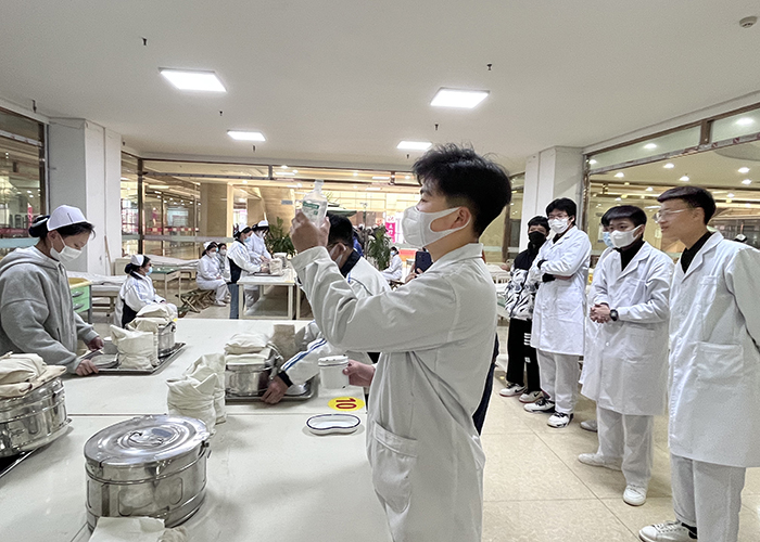男生學(xué)護(hù)理好不好就業(yè)？